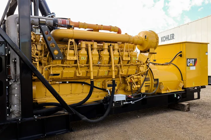 2000kW Caterpillar Diesel Generator Set #091773 - Image 4