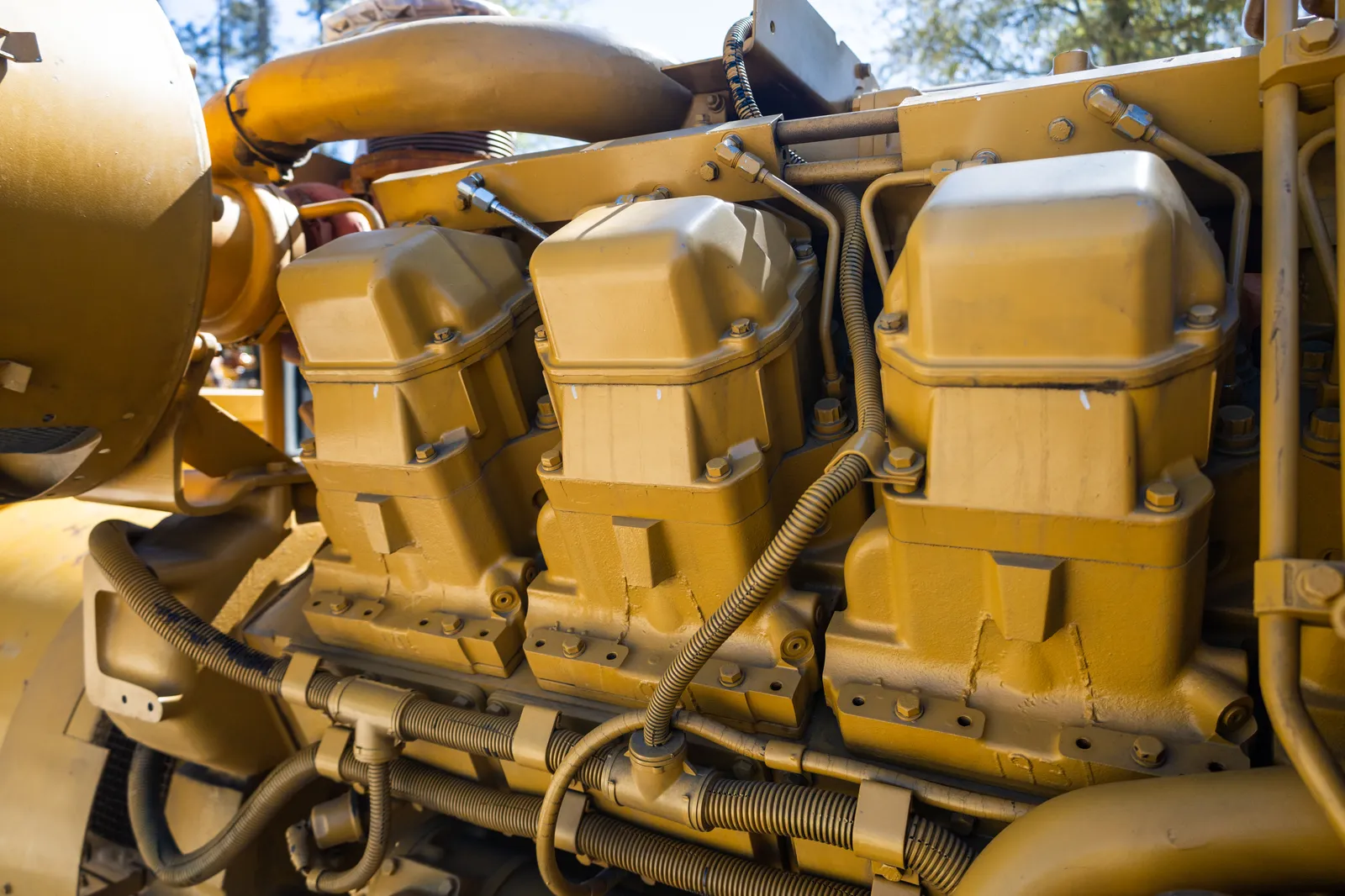750kW Caterpillar Diesel Generator Set #092148 - Image 4