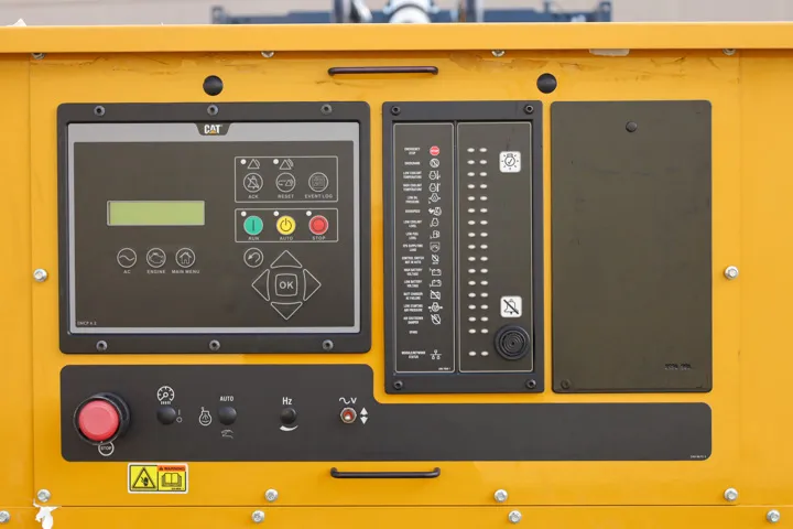 2000kW Caterpillar Diesel Generator Set #091773 - Image 5